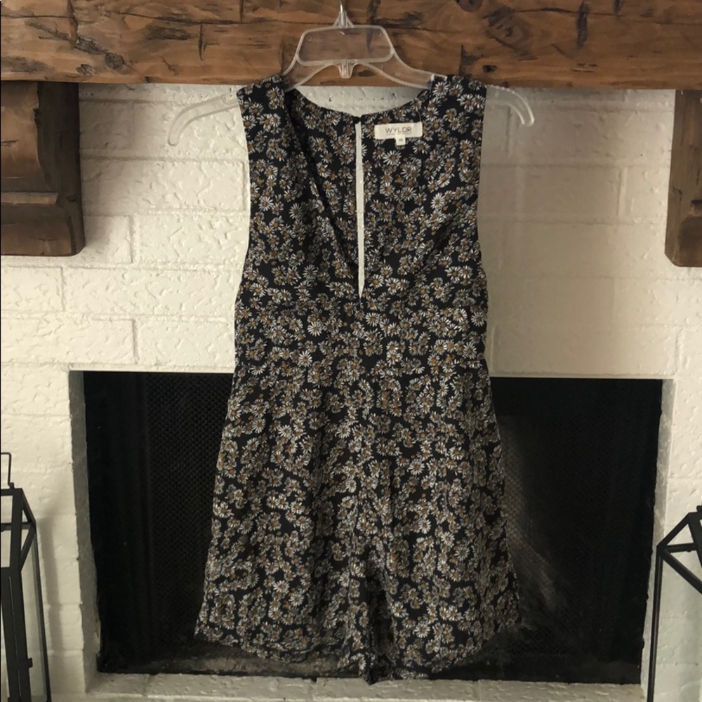 Daisy romper